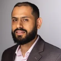 Sam Qureshi - Managing Broker & Farmers Insurance Agent
